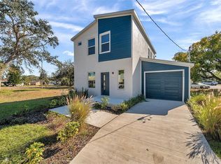 5746 Meadowlane St, New Port Richey, FL 34652