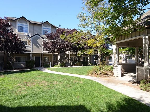 2nd image of 5491 Sanchez Dr