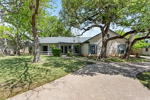 10504 Loring Dr Photo 1