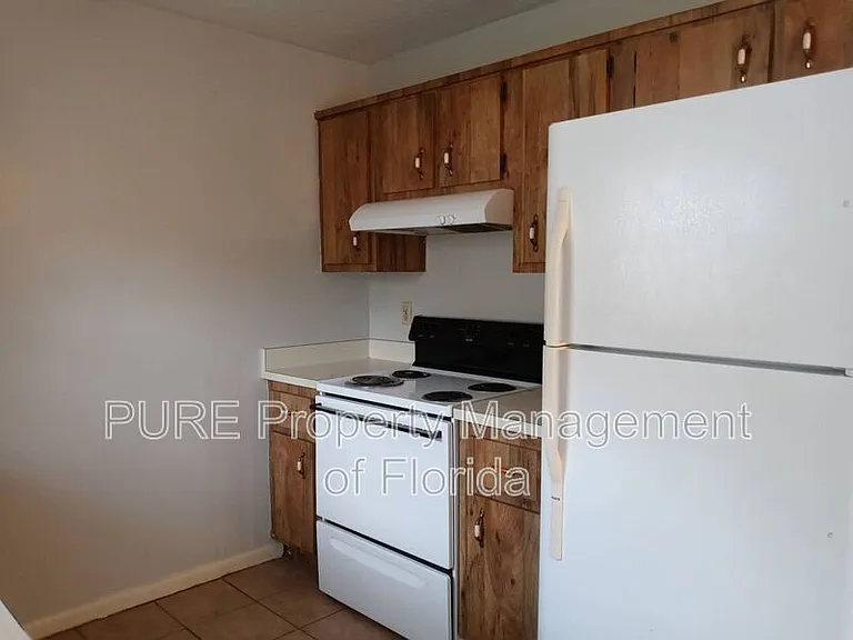 4565 SW 37th Ln #A — Photo 10