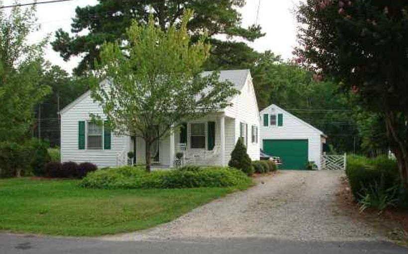 1st image of 9 Beaconsdale Ln