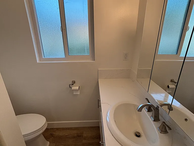 511 Ridgeway Ln #1 — Photo 16
