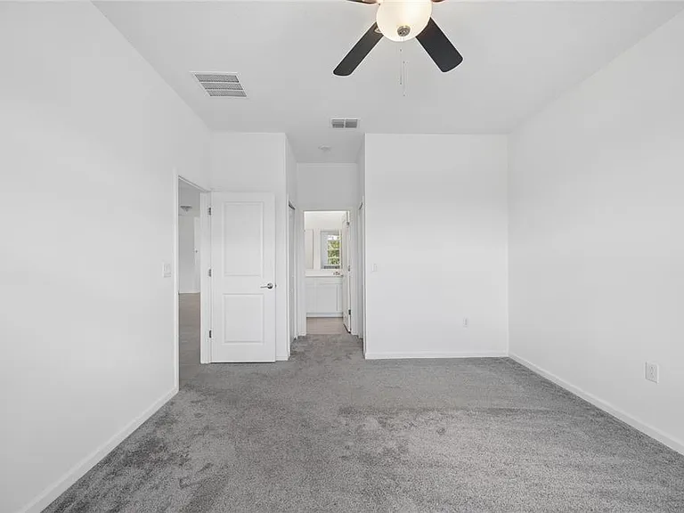 363 Loch Ct — Photo 15