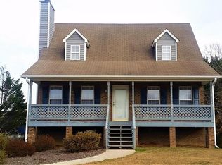 2040 Saponi Village Ct, Winston Salem, NC 27127