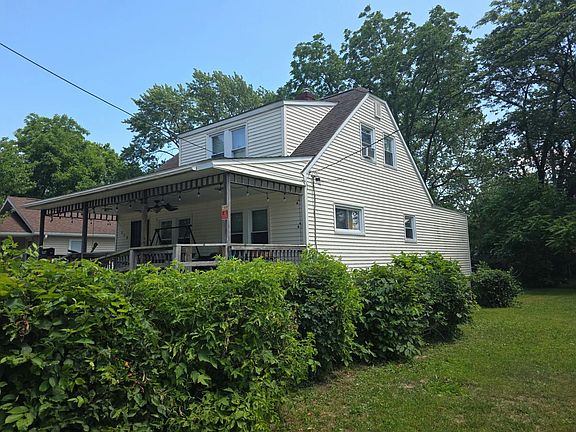 2nd image of 519 Crawford St