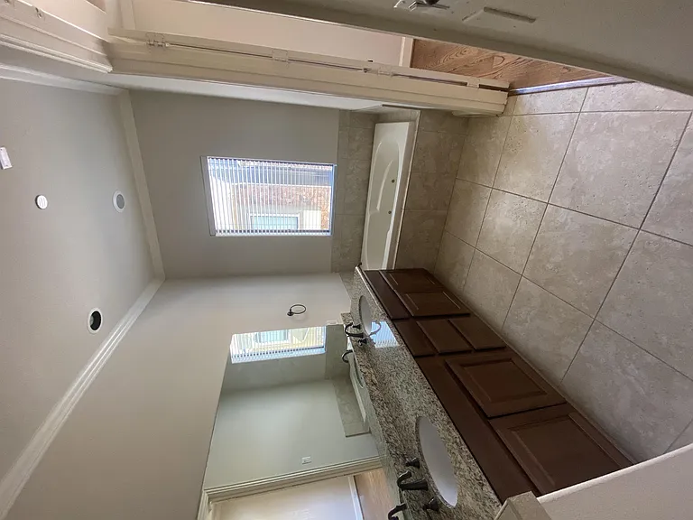 6353 Richmond Ave #101 — Photo 12