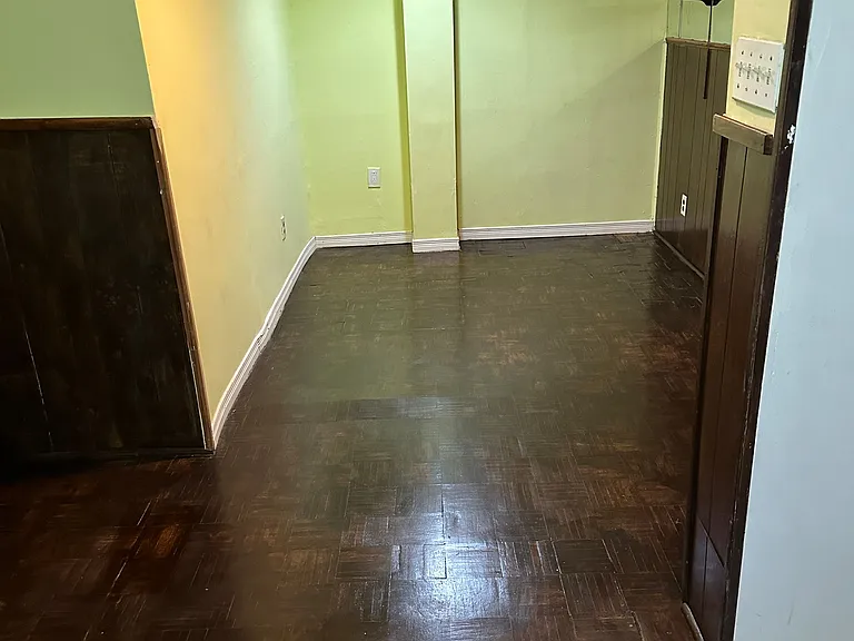 27 Haileybury Dr #BASEMENT — Photo 3