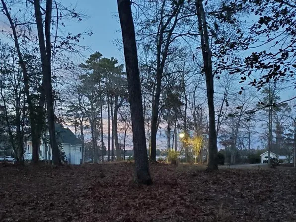 93 & 94 Waters Edge Drive, Chocowinity, NC 27817