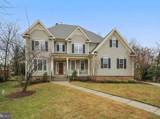 1930 McFall St, Mc Lean, VA 22101