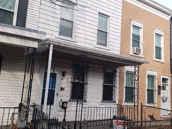 5th image of 1718 Independence Ave SE