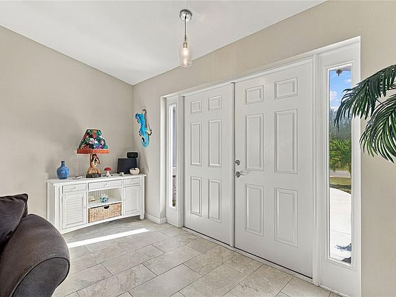 3rd image of 10554 LIVE OAK ROAD