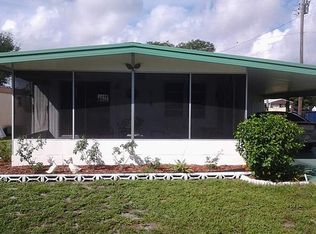 46 Hibiscus Ave, Mount Dora, FL 32757