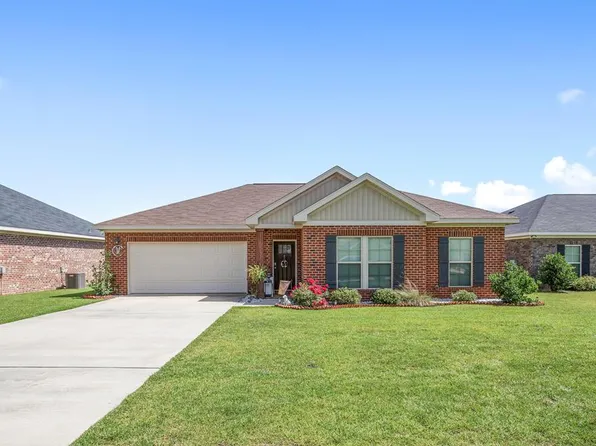219 Belhaven Dr, Dothan, AL 36303