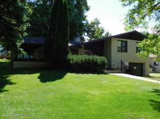 117 3rd Ave NE, Elbow Lake, MN 56531