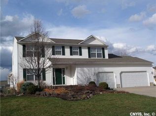 4008 Underbrush Trl, Liverpool, NY 13090