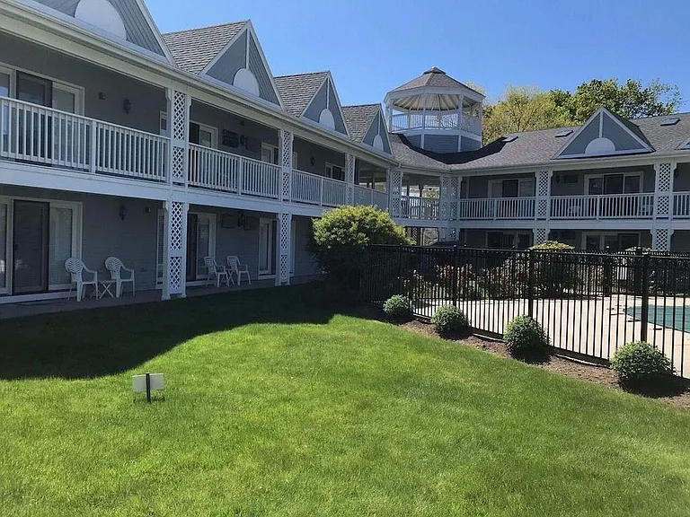 444 Main St #109 — Photo 7