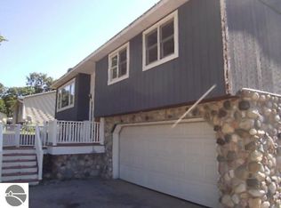 1642 Eastbriar, Traverse City, MI 49696