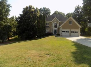 1025 Secret Cove Dr, Sugar Hill, GA 30518