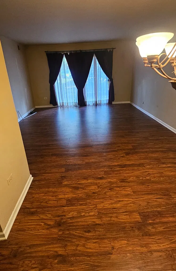 3 bed, 1065 sqft, $2,300 — Photo 1