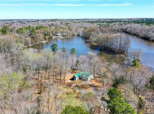 724 Arlington Island Rd, Lanexa, VA 23089