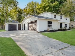 595 Memory Ln, Carmel, IN 46032