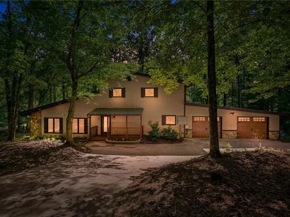 134 Lone Bear Dr, Waleska, GA 30183