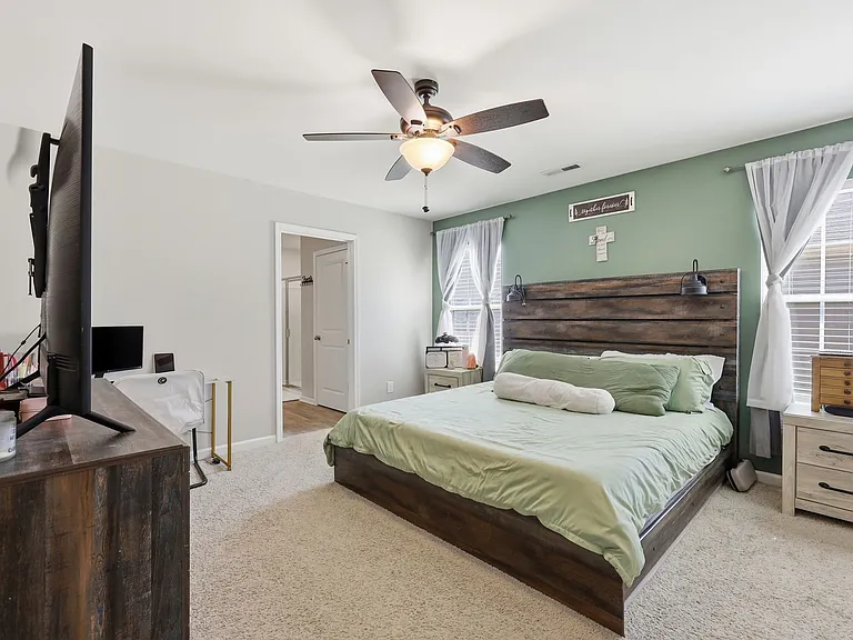 1160 Fowler — Photo 31