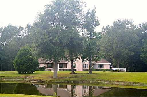 1st image of 3301 Bluewood Dr