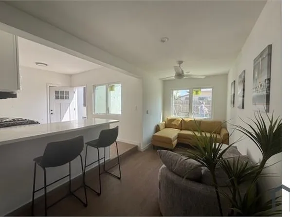 1031 W Gage Ave, Los Angeles, CA 90044