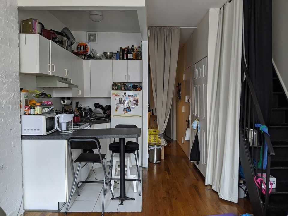 1st image of 350 W 47th St APT 5C