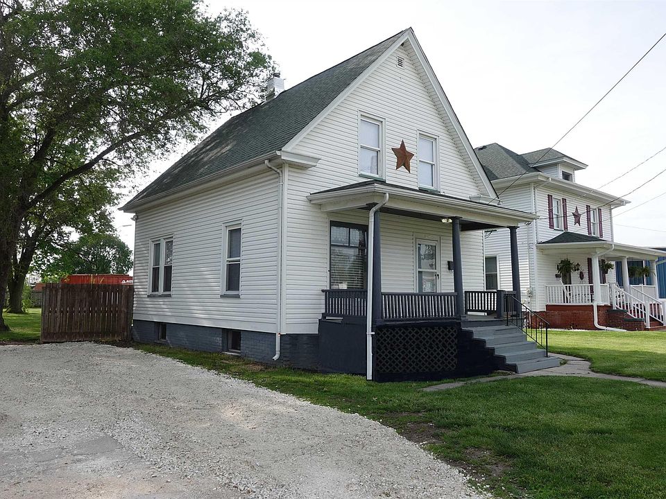 1st image of 110 Pine St