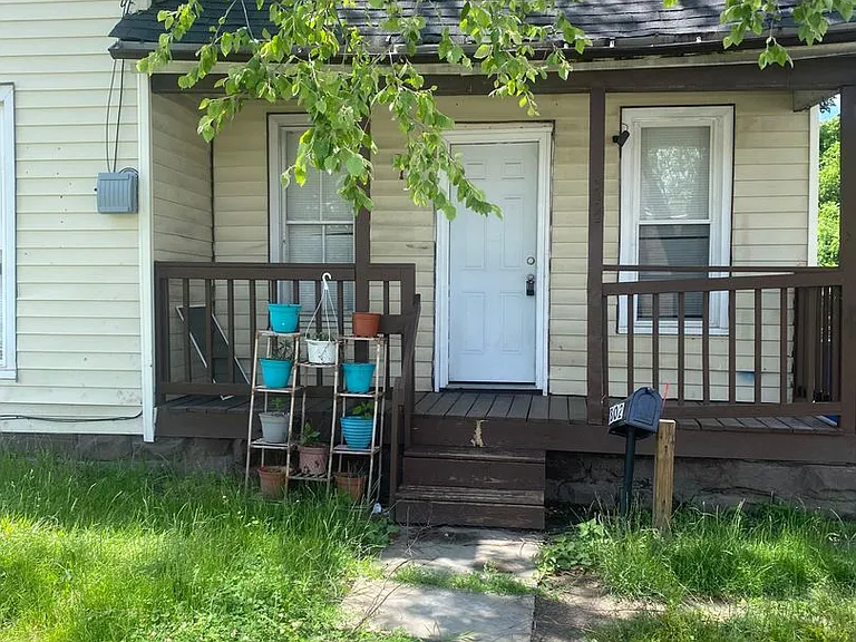3802 Denison Ave — Photo 2