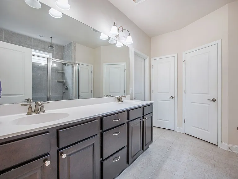 321 Decatur Dr — Photo 20