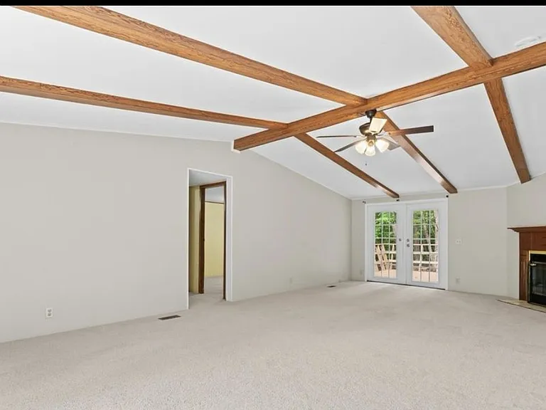 1773 Baldwin Ln — Photo 7
