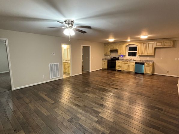 112 Patricia Rd