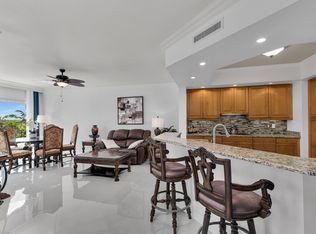 1060 Borghese Ln APT 204, Naples, FL 34114