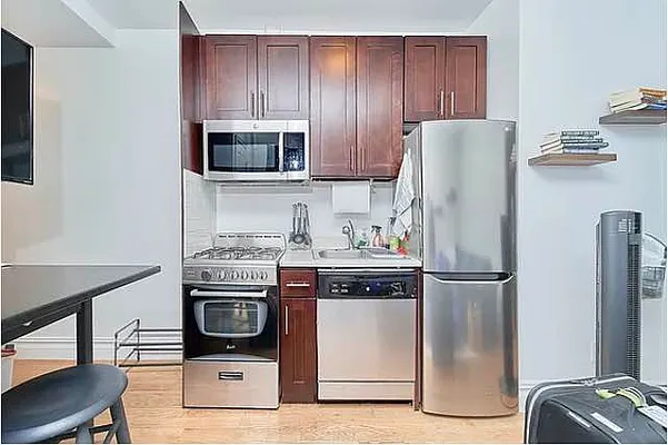 Rented by Living New York | media 17