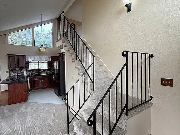 2 bed, 1196 sqft, $3,200 — Photo 3