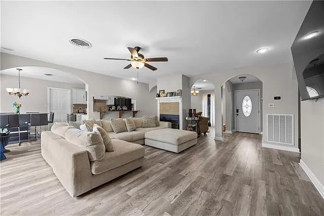 3810 Coventry St — Photo 5