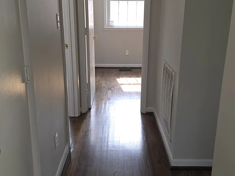 524 Country Club Dr — Photo 18
