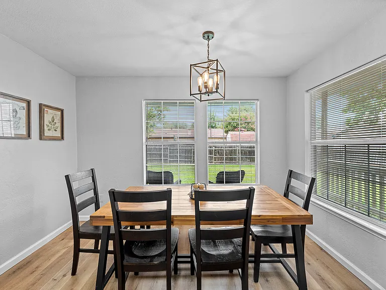 103 Cimarron Ln — Photo 21