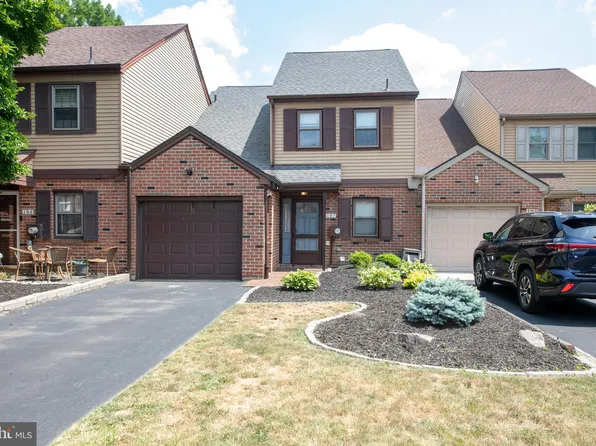 197 Eaton Ct, Langhorne, PA 19047