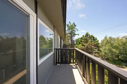 435 Lampson St #103 — Photo 27