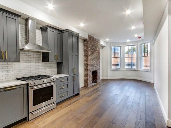 3rd image of 23 N Henry St APT 2