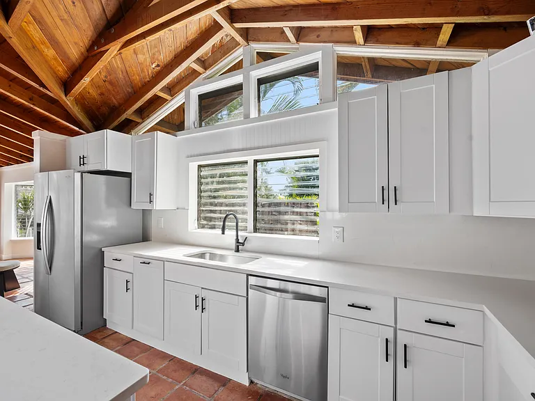 816 Chukker Rd — Photo 4