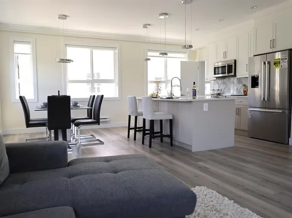 8181 135a St #33, Surrey, BC V3W 3N8