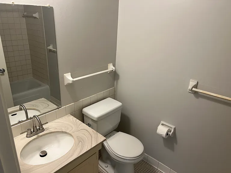 Westlake Estate — Photo 12