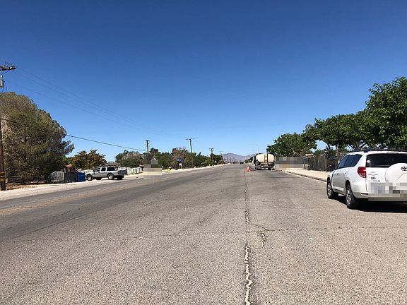 4th image of 9832 Avenue