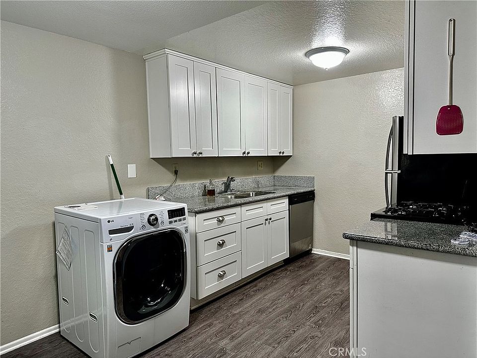 Canyon Crest Villas Apartments - Riverside, CA | Zillow