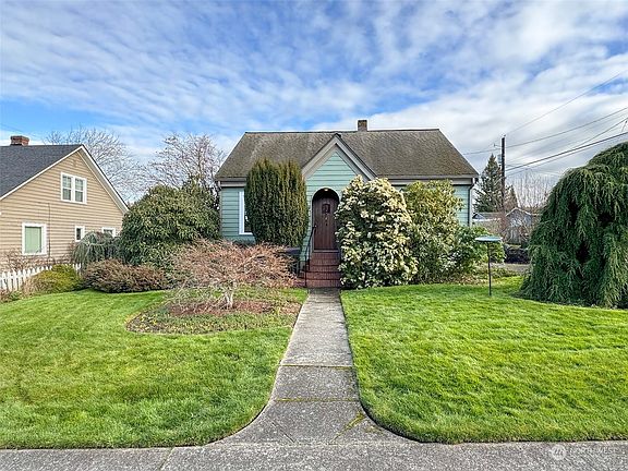 2nd image of 1009 S Laurel Street